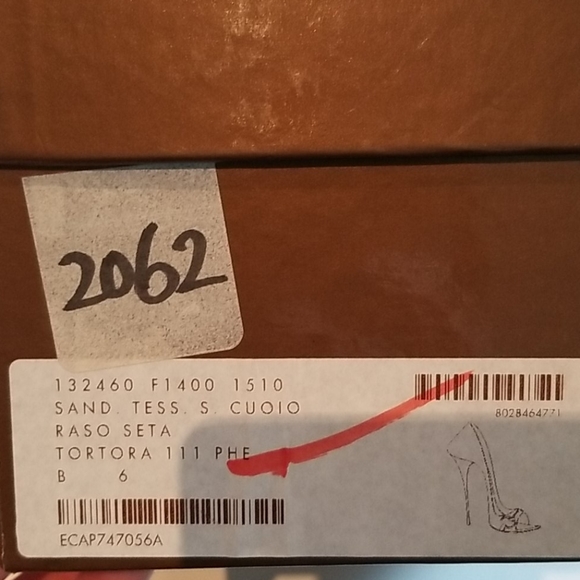 Gucci Horsebit Satin Peep Toe Pump Silver Sz 6 - Picture 7 of 7